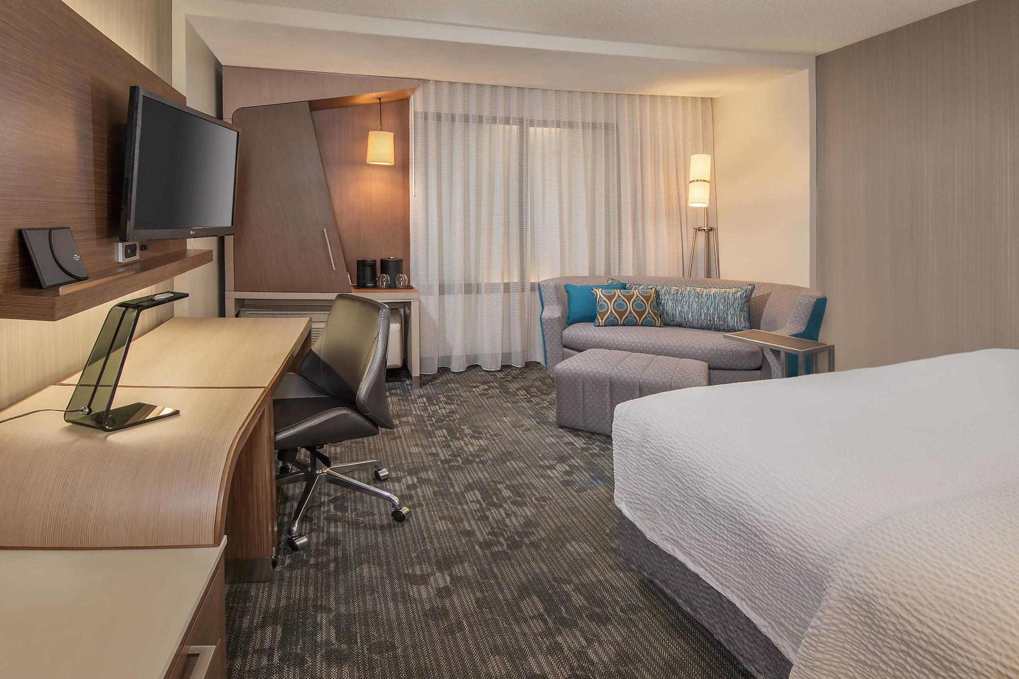Hotel Courtyard By Marriott Atlanta Alpharetta/Avalon Area Zewnętrze zdjęcie