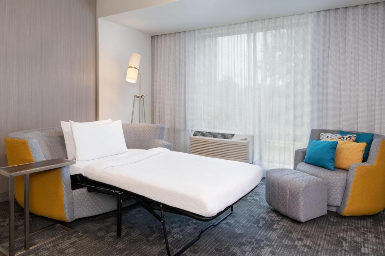 Hotel Courtyard By Marriott Atlanta Alpharetta/Avalon Area Zewnętrze zdjęcie