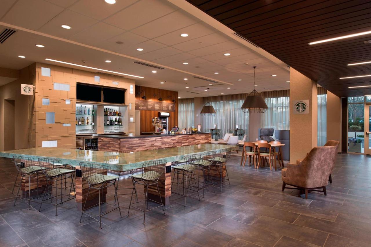 Hotel Courtyard By Marriott Atlanta Alpharetta/Avalon Area Zewnętrze zdjęcie